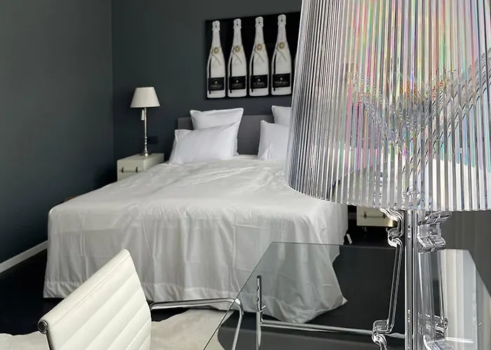 Inkblue-Apartment